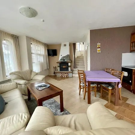 Cassiopea Case de vacanță Pamporovo